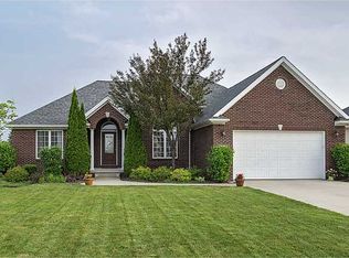 14621 Lake Meadows Dr, Perrysburg, OH 43551