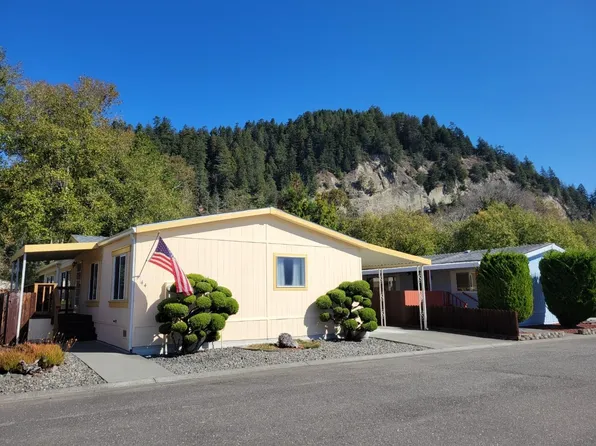 995 Riverside Dr Space 44, Rio Dell, CA 95562