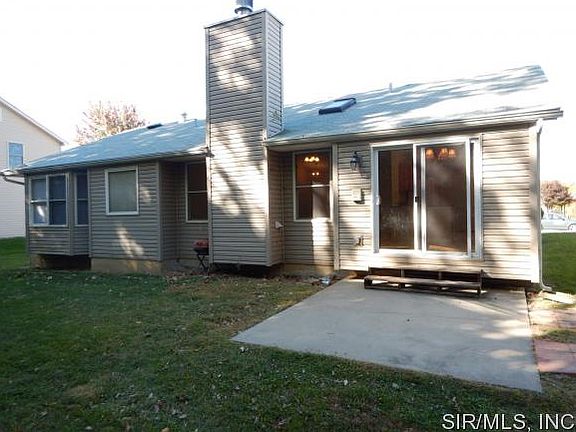 2nd image of 12 Bunkum Woods Dr