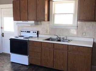 940 Grandview Ave, Muscatine, IA 52761