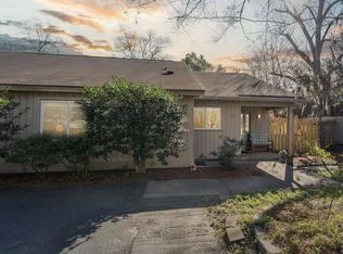 5 Bent Oaks Ct, Savannah, GA 31404