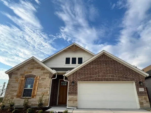 10008 Birchpoint Dr, Fort Worth, TX 76108
