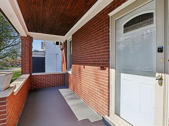 2nd image of 3439 McFadden Ave