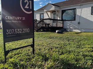 133 W 14th Ave, Torrington, WY 82240
