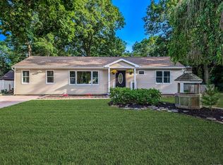 29 Wabil Rd, Miller Place, NY 11764