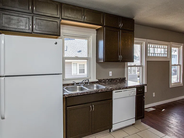 1005 Pleasant View Dr — Photo 6
