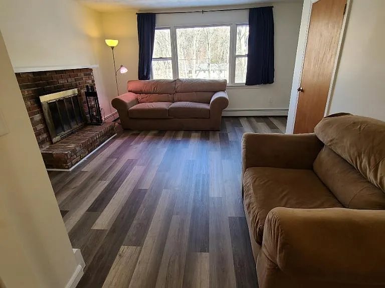 11 Pinelock Dr — Photo 3