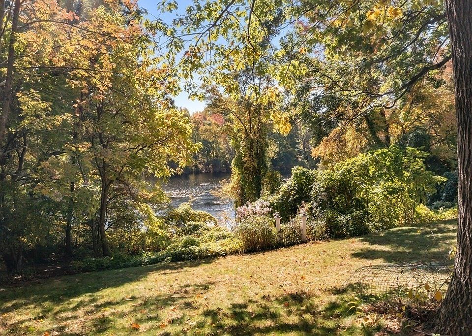 146 Mansion Dr, East Walpole, MA 02032 Zillow