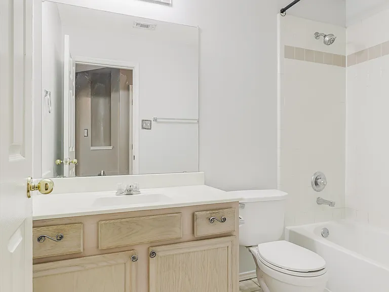 5653 Westwood Ln — Photo 13