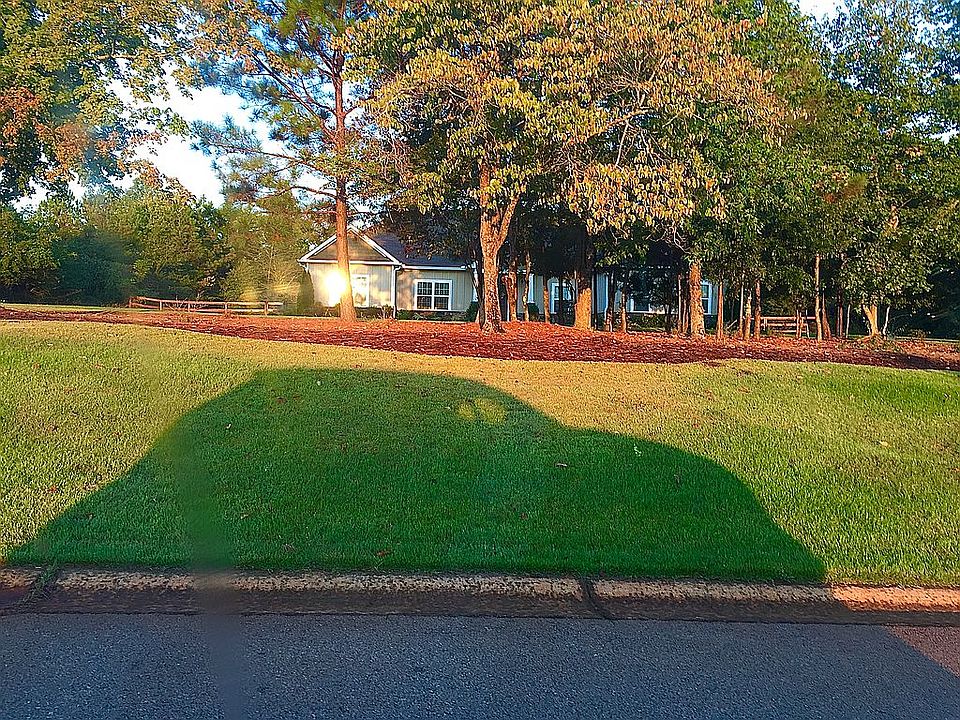 1st image of 111 Bonny Oaks Dr