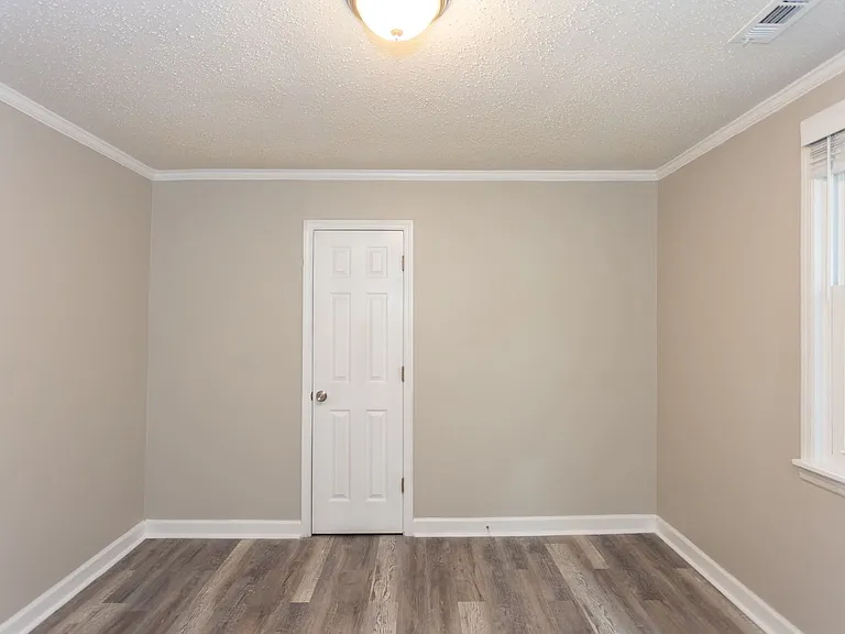 435 McCleary Ln — Photo 20