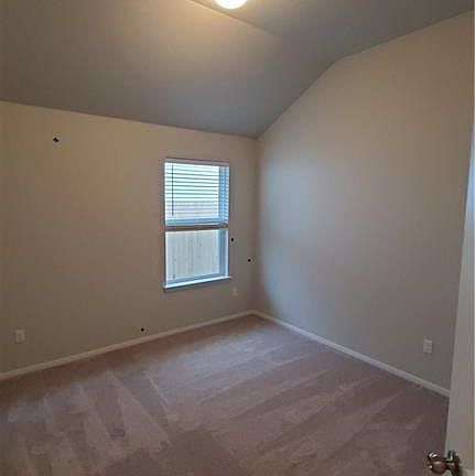 5th image of 348 Gaida Loop