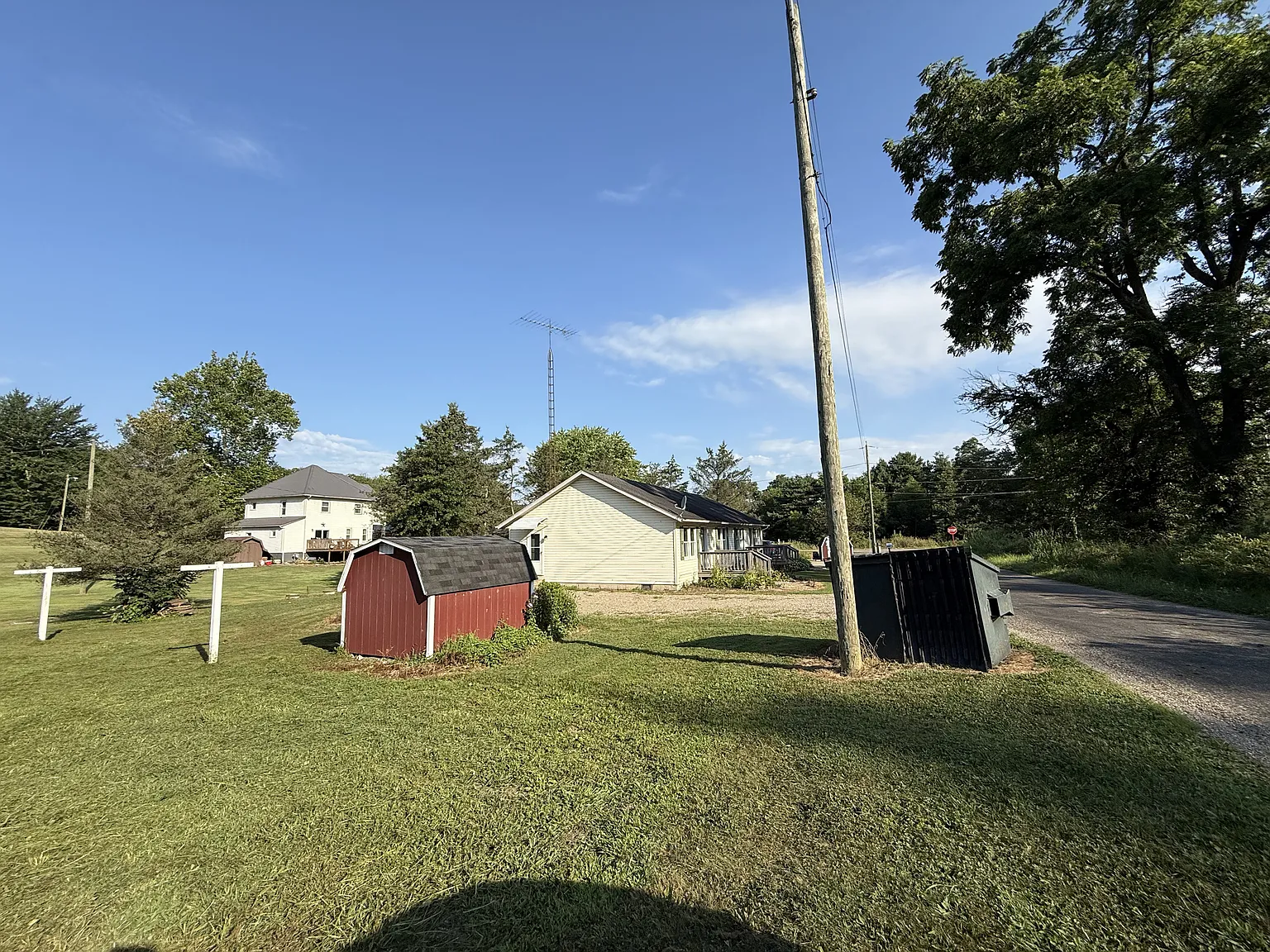 2 bed, $825 — Photo 2