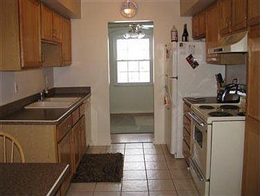 4th image of 1781 Rolling Hills Dr APT C
