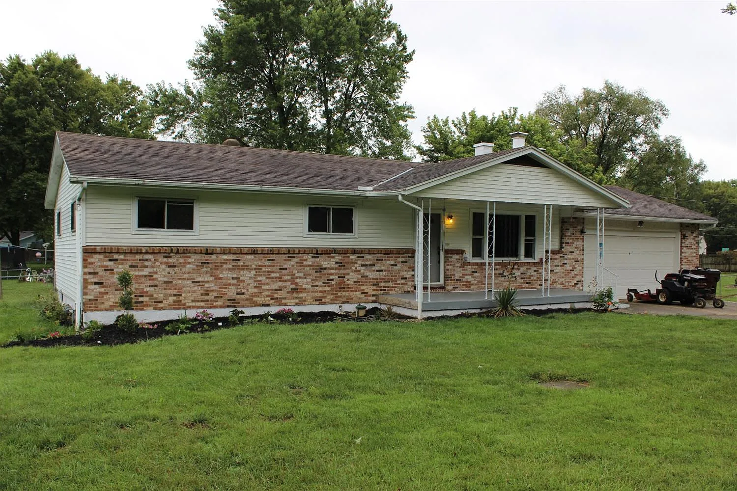 8340 Martz Paulin Rd photo 1