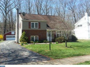 28 Greentree Ln, Malvern, PA 19355