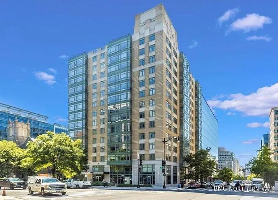 Modern 2 Bed 2 Bath Condo In A Great Location In Central/Downtown DC-Includes One Parking Space — Photo 1