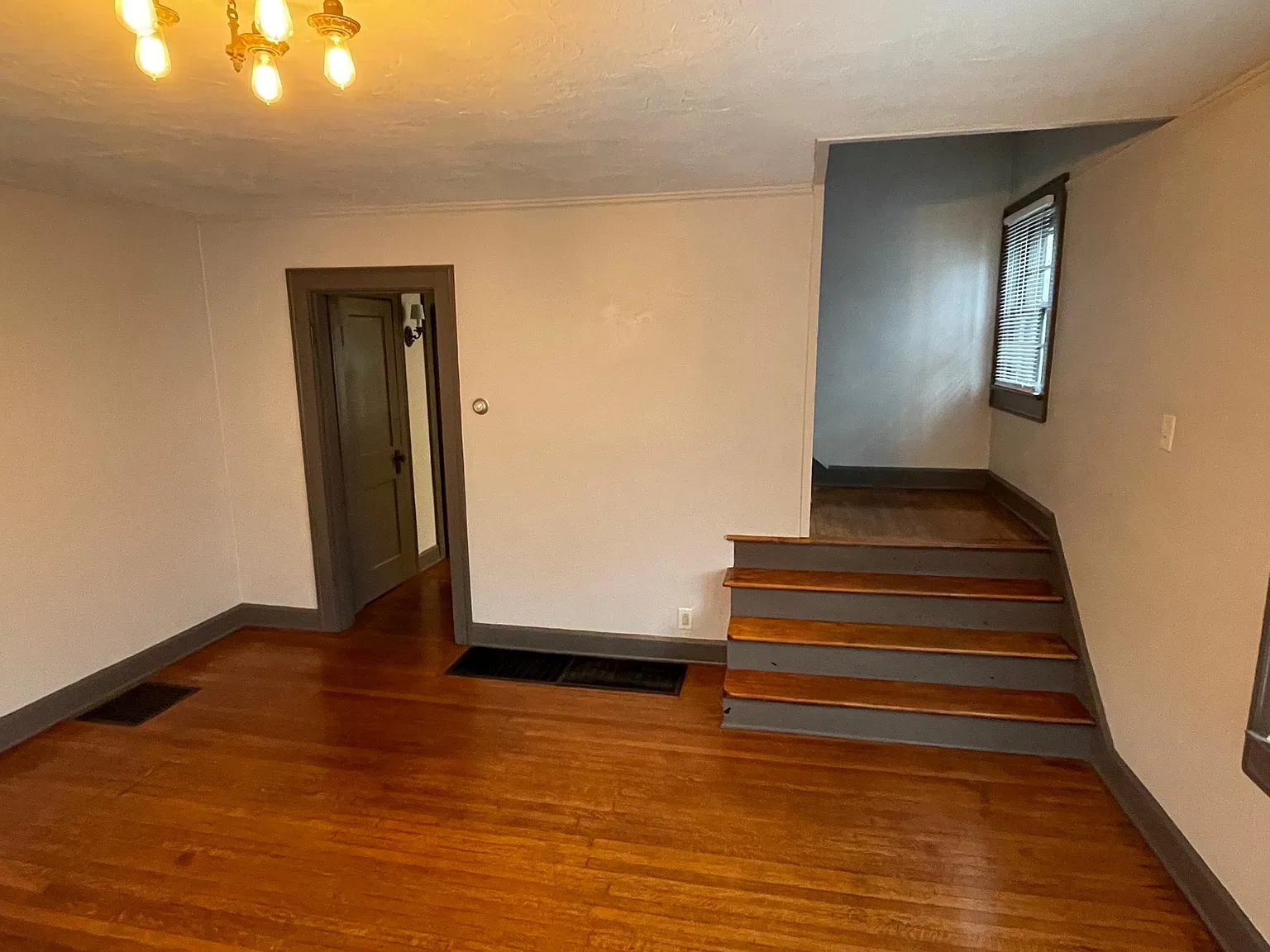 5340 N College Ave — Photo 4