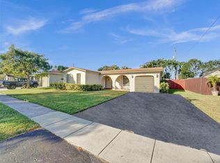 4965 SW 90th Ter, Cooper City, FL 33328