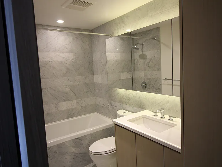 89 Nelson St #613 — Photo 8
