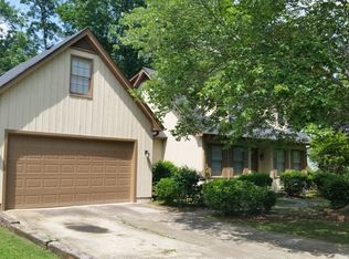 1916 Biffle Dr, Stone Mountain, GA 30088