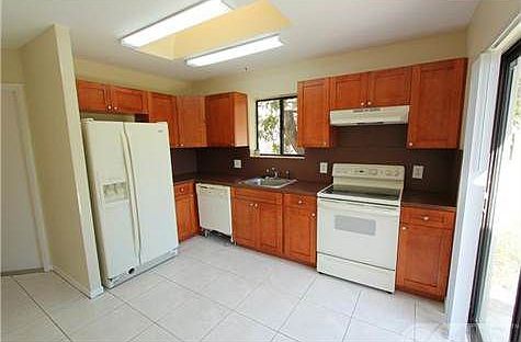 5th image of 5884 Strawberry Lakes Cir