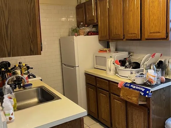 2400 East 3rd Street image 3 of 7