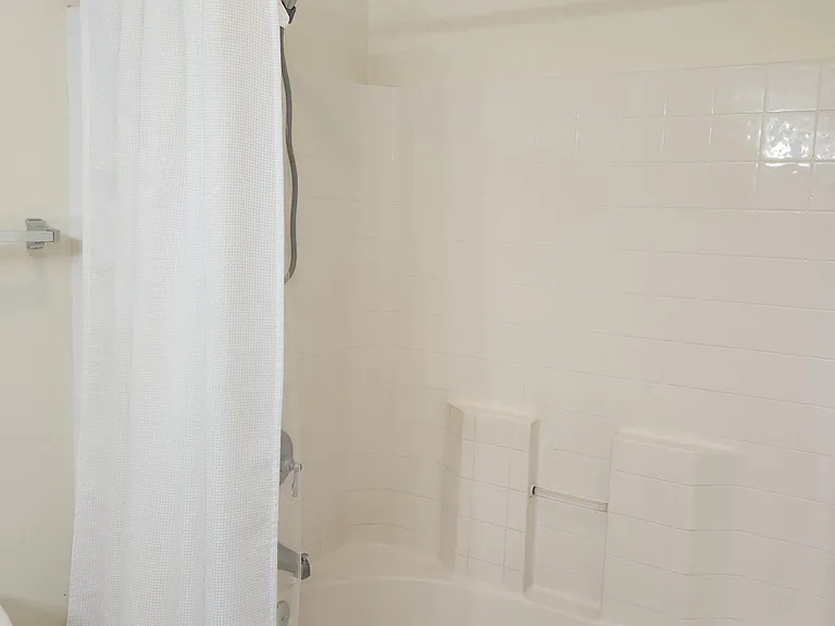 766 Algonquin Dr #F — Photo 11