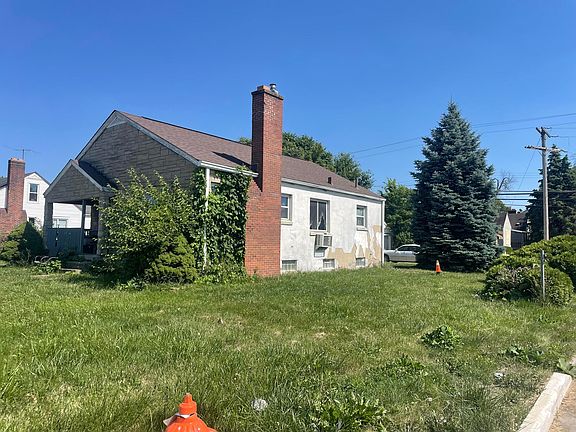 5th image of 1289 E Hudson St