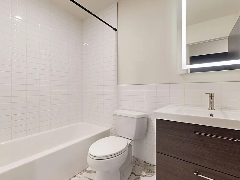 The Whittier — Photo 8