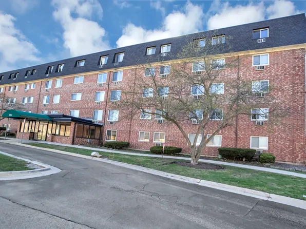 5011 Valley Ln APT 501, Streamwood, IL 60107