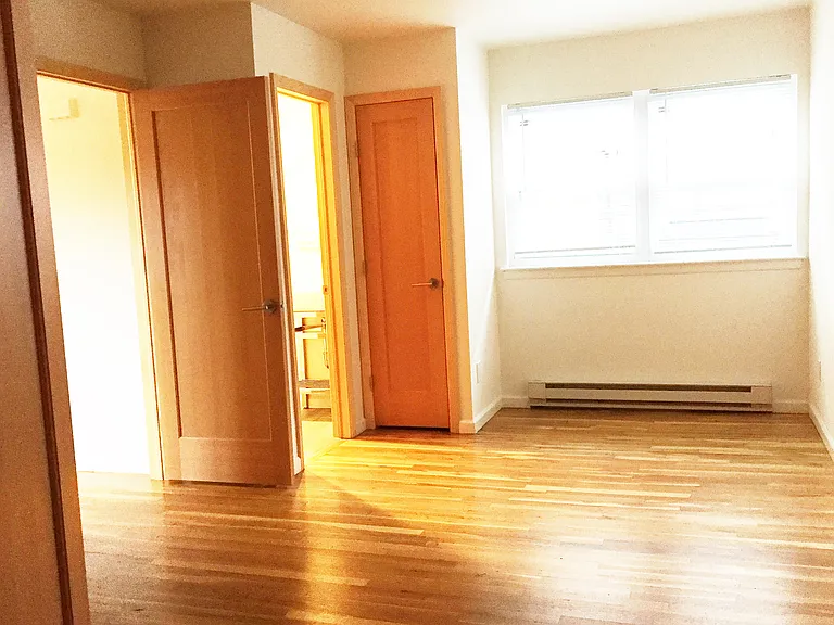 72 E Main St #9 — Photo 8