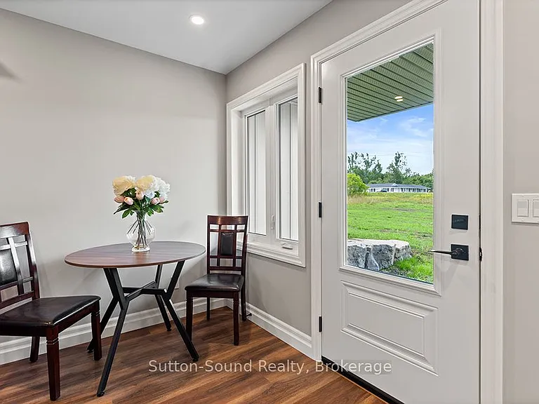 18 Maple Golf Cres #3 — Photo 29