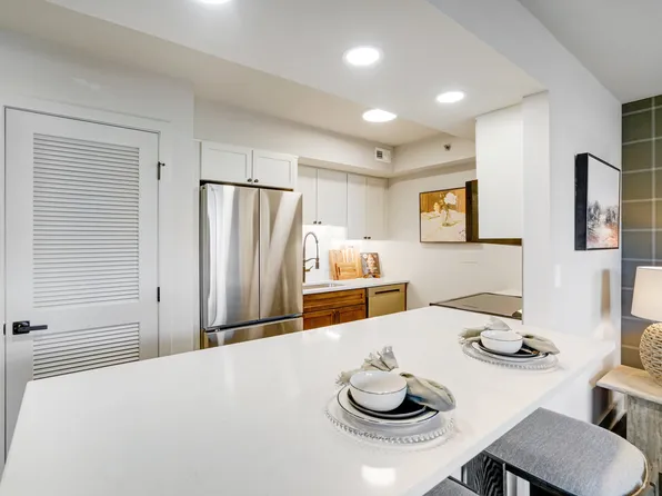 Cortland at National Landing