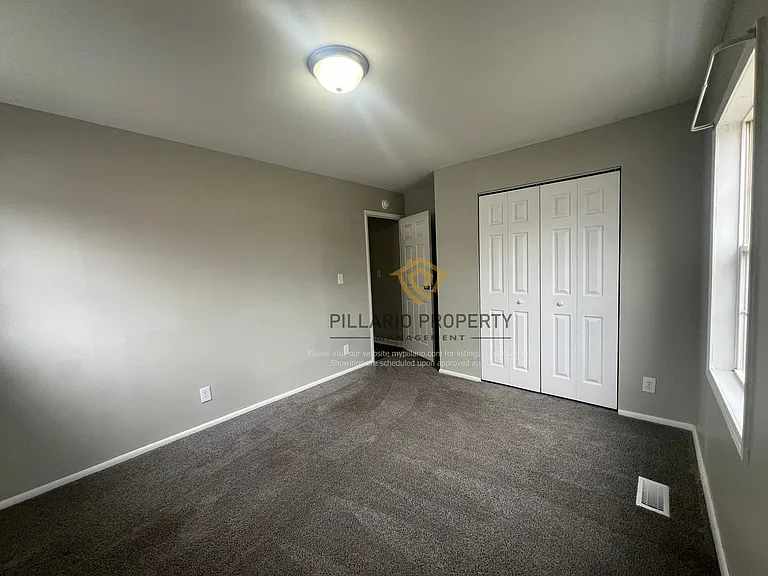 8523 E 42nd St — Photo 15