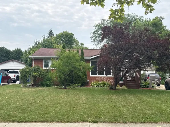 1113 Wallen St, Midland, MI 48642