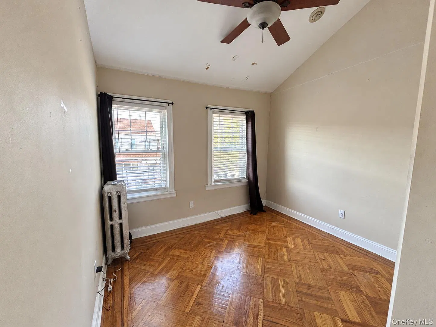 2 bed, 1.0 bath, 1406 sqft, $2,500 — Photo 2