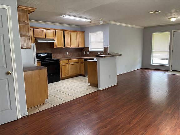 3rd image of 4346 Maggie St