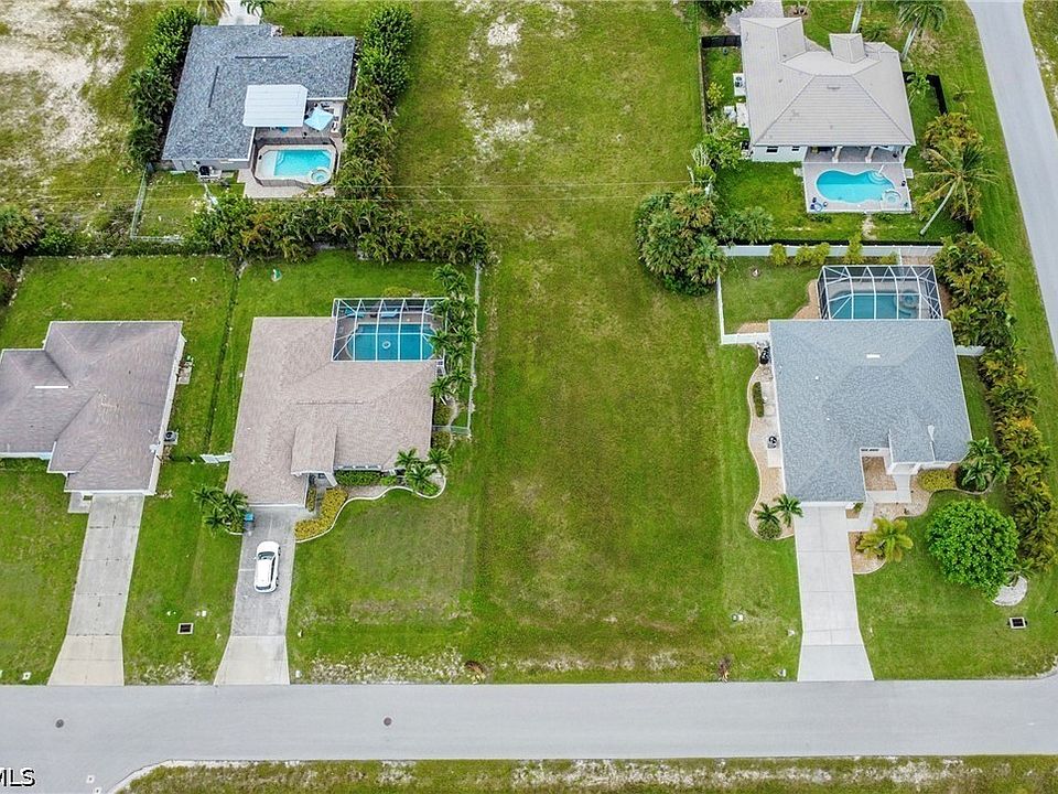 1st image of 3223 SW 7th Ln