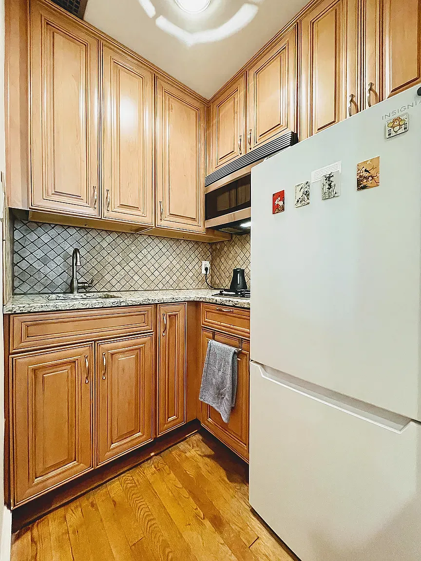 120 West 78th Street — Photo 3