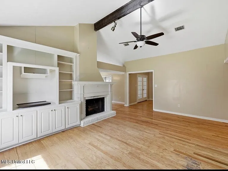 5 Shore Dr — Photo 8