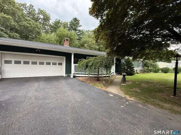 33 Bonnette Avenue, Thompson, CT 06277