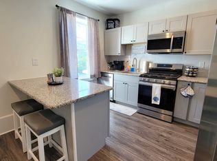 949 Asbury Ave #B, Ocean City, NJ 08226