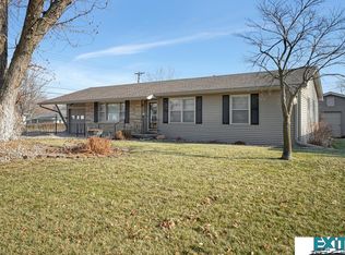 1034 N 16th St, Beatrice, NE 68310