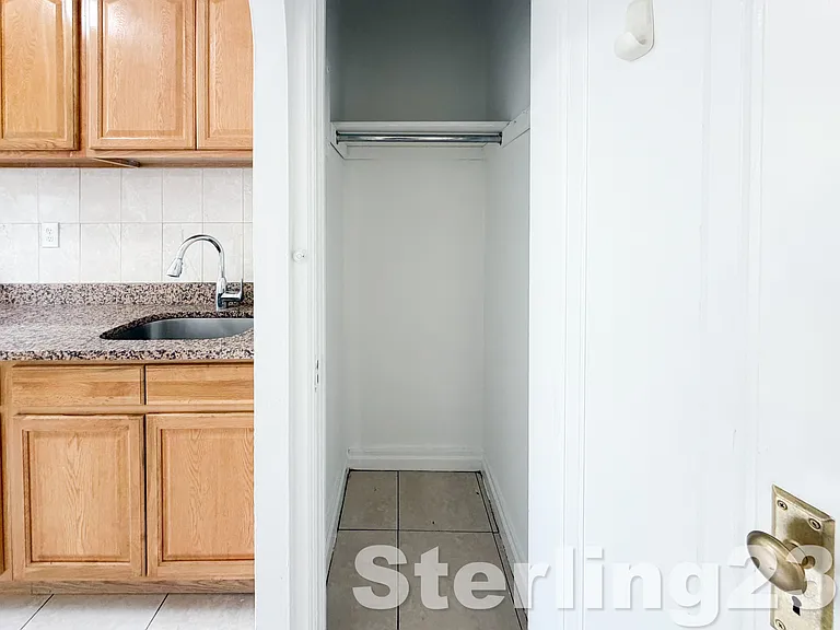 23-17 29th St #2F — Photo 9