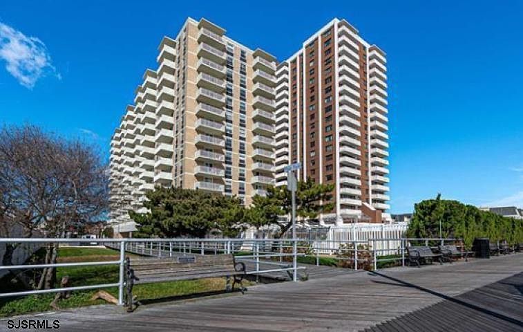 1st image of 101 S Plaza Pl APT 714