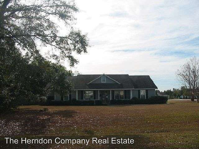 1st image of 3779 Creekwood Dr