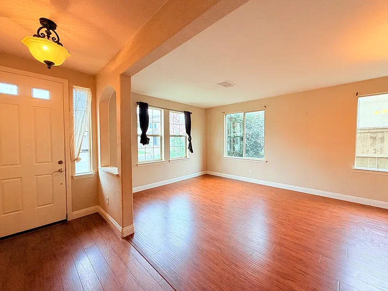 9016 Virginia Fife Way — Photo 7