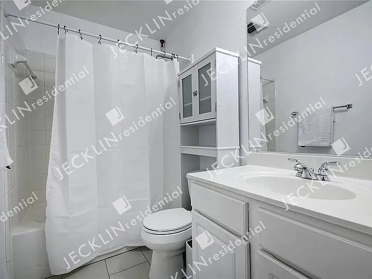 2415 Candle Ridge Trl — Photo 29