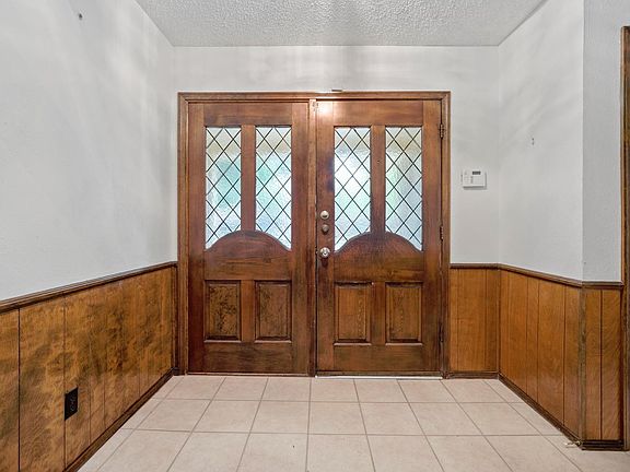 4th image of 6615 Norfolk Ave